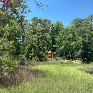 hughesroadlotcreekview5