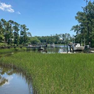 hughesroadlotcreekview3