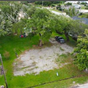 114 Lewistown Road, Beaufort, NC 28516 p