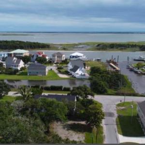 114 Lewistown Road, Beaufort, NC 28516 p