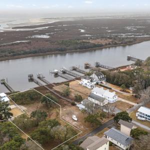 2016 Camelot Drive SW OIB