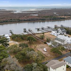 2016 Camelot Drive SW OIB