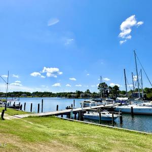 Shoreline Marina