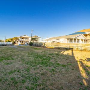 Oceanfront lot in Atlantic Beach