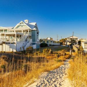 Oceanfront lot in Atlantic Beach