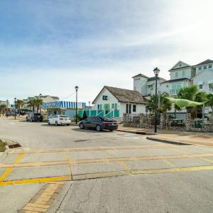 The Circle in Atlantic Beach