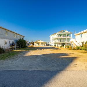 Second row lot in Atlantic Beach