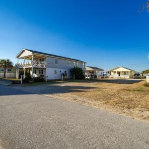 Second row lot in Atlantic Beach