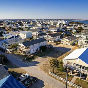 Second row lot in Atlantic Beach