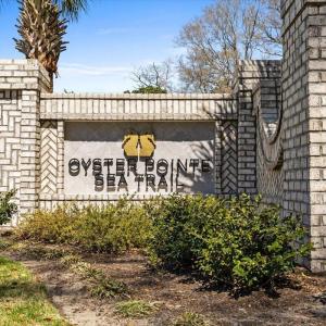 Entrance-Oyster Pointe