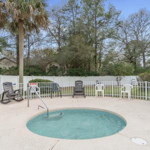 Children's Pool- Maples Act. Ctr.