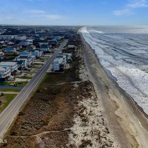 5213EBeachDr - 11