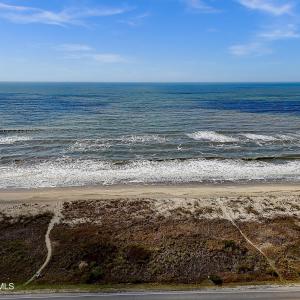 5213EBeachDr - 16