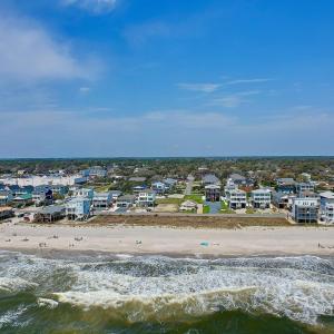 5213EBeachDr - 9