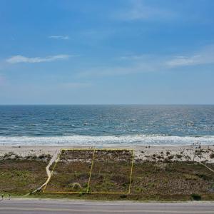 5213EBeachDr - 3