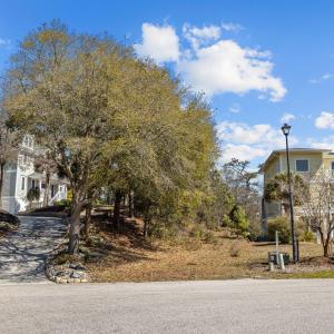 9814 CLARENDON DRIVE