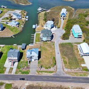 Aerial View 4 with Docksn Bay Web-1