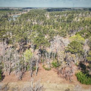 74 Queen Annes Court, Oriental, NC