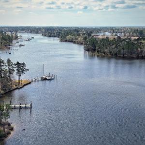 74 Queen Annes Court, Oriental, NC