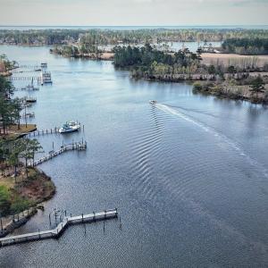 74 Queen Annes Court, Oriental, NC