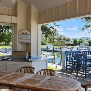 Outdoor kitchen