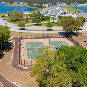 Summerhouse-04.16-15-1-1tenniscourt