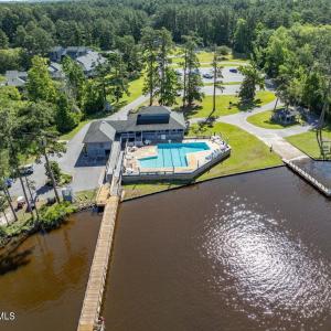 Pool Club House