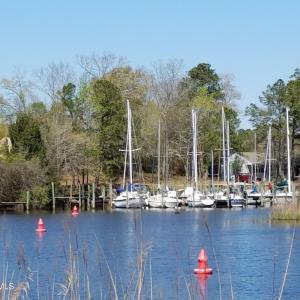 Wayfarers Cove Marina
