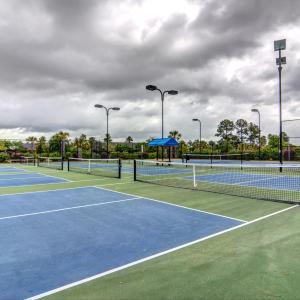 Waterford Tennis Courts