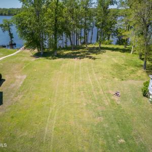 172 W Royal Way-11