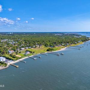 DJI_20250429081413_0014_D-Edit