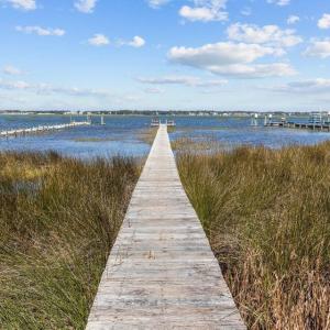 Spinnaker's Community Soundside Pier