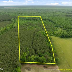 15-web-or-mls-Property Lines_1