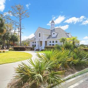 Marina Dock House