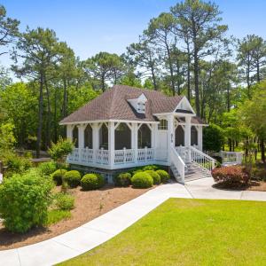 Upper Pond House