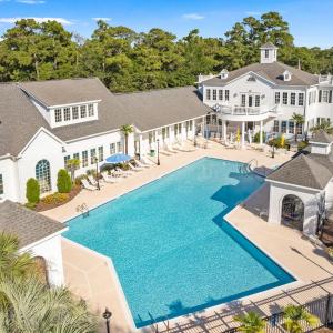Grand Manor Clubhouse
