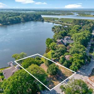 Waterway & Ocean on the Horizon