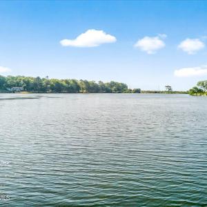 The Good Life on the Lake