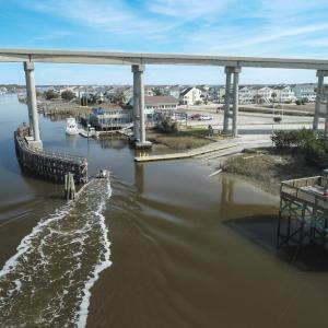 parking_and_launch_under_bridge