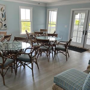 Ocean Ridge - beach house interior