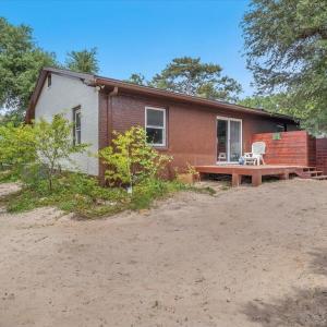 27-Final 4407 E Oak Island Dr-RJREM-8843