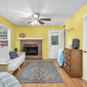 34-Final 4407 E Oak Island Dr-RJREM-8874