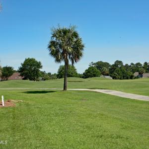 Expansive Golf