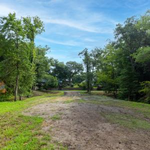 Vacancy on White Ash Dr