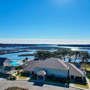 105ClubhouseDrSW - 16