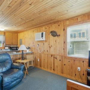 Myrtle Grove 15