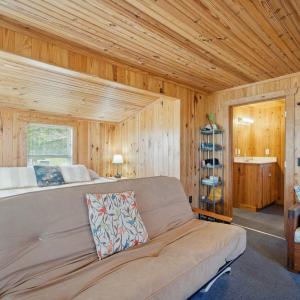 Myrtle Grove 16