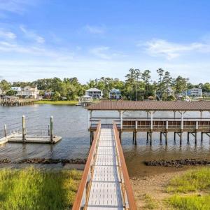 St James Community Dock on ICW