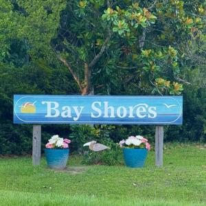 394 Bay Shores Rd
