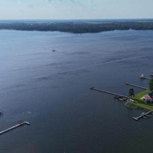 394 Bay Shores Rd